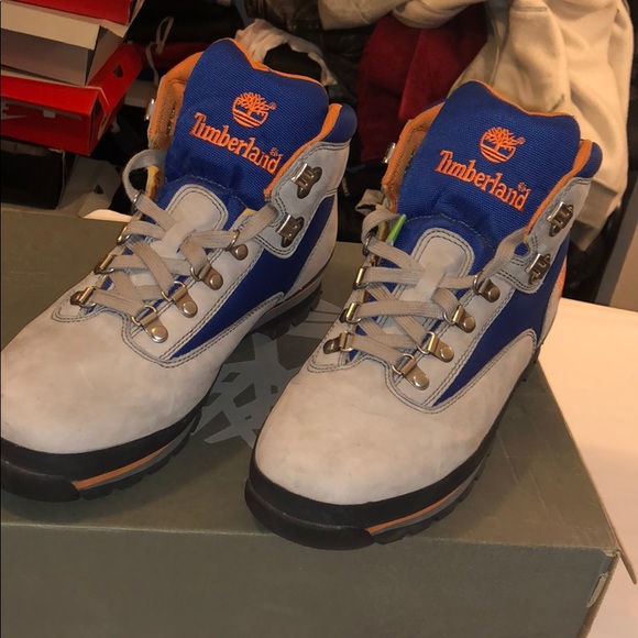 Timbs - Picture 2 of 2